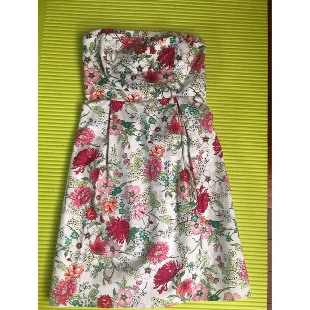 Strapless Floral Summer Dress, like new!